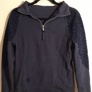 Lululemon Scuba 6 Midnight Navy Blue 1/4 Zip Funnel Neck with floral flock